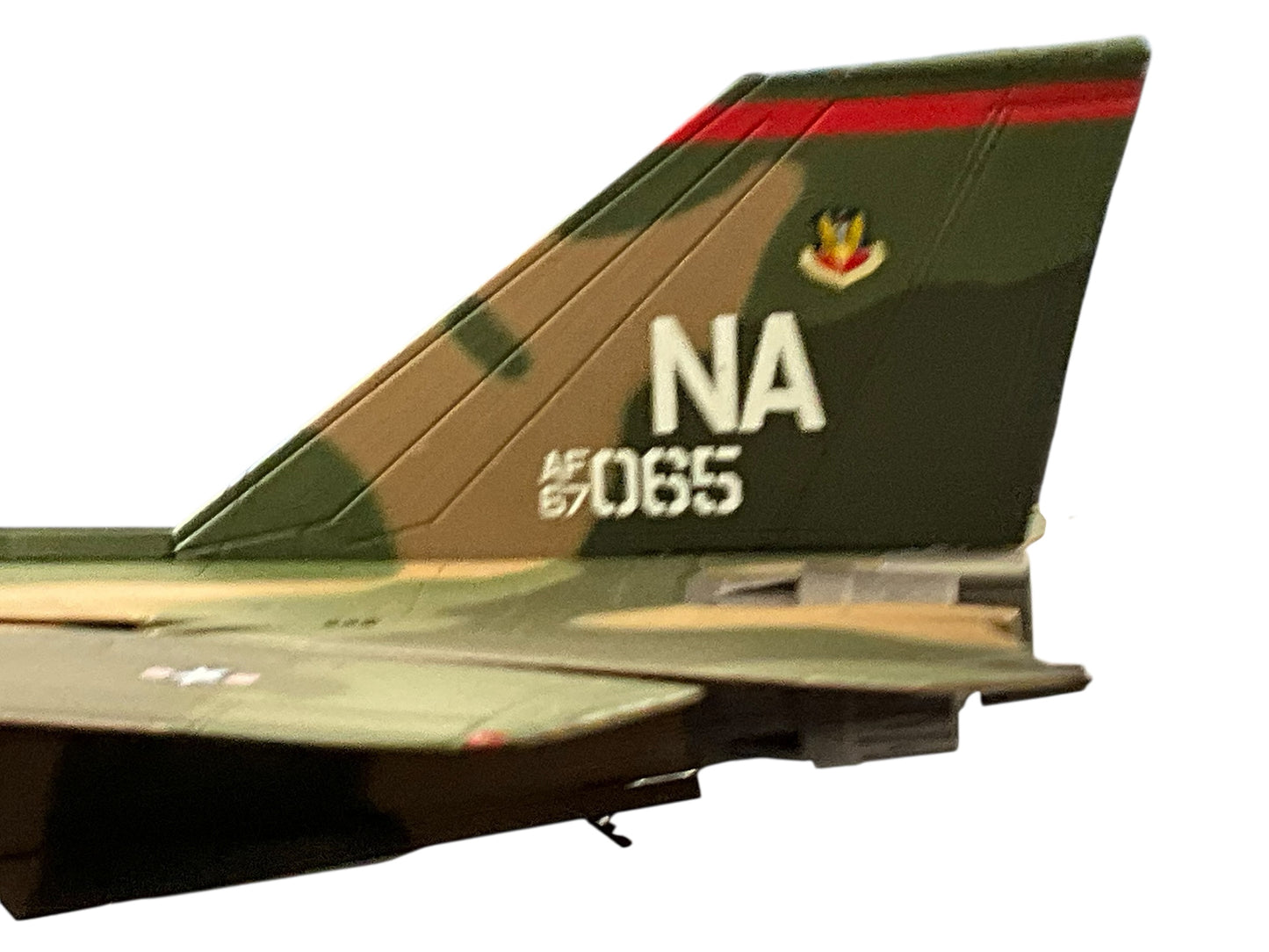 1/72 Hobbymaster (HA3001) General Dynamics F111A Aardvark (AF67-065) "Operation Linebacker" 1972 Takhli RTAFB Thailand, 474 TFW, 429 TFS Black Falcons, U.S.A.F. (Limited Edition of 3500) 2010 Release