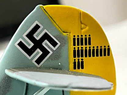 1/72 Corgi (49201) Messerschmitt Bf109E flown by Hauptmann Hans "Vati" von Hahn JG3 "Udet" Drittes Reich Luftwaffe (Limited Edition) 2000 Release