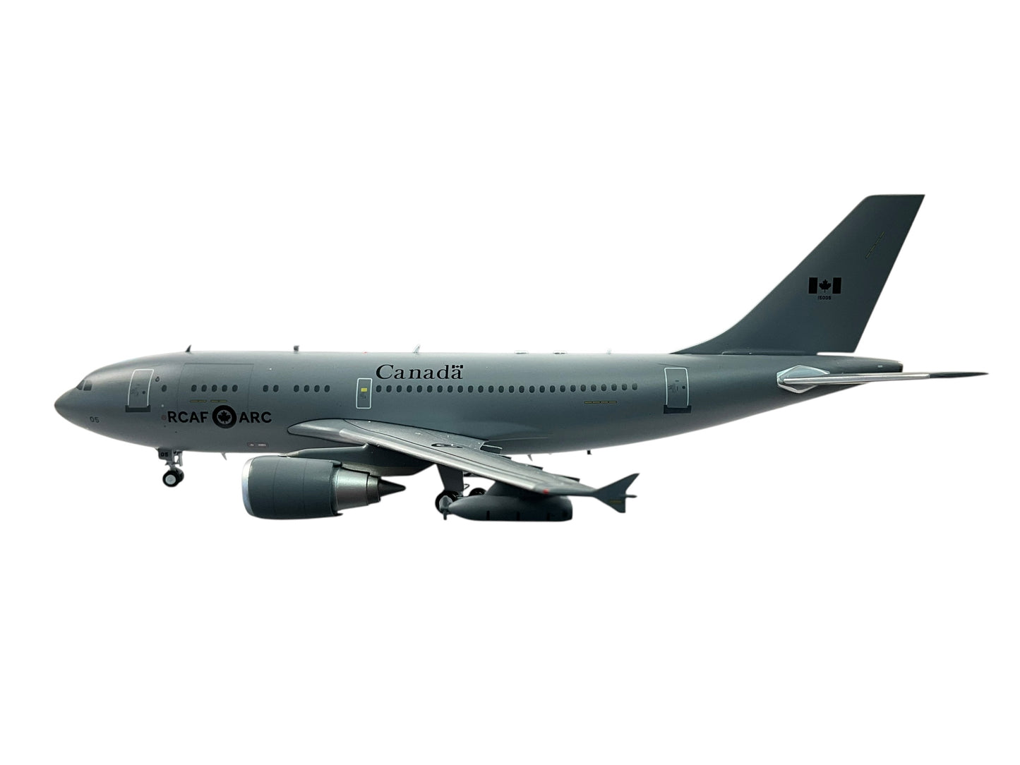 1/1200 Inflight200 (IF310RCAF05) Airbus A310-304MRTT (CC150) Polaris (15005) Lo-Vis Grey Camo (CFB Trenton, Ont) 437 "Husky" Sqdn  R.C.A.F. (Limited Edition) 2020 Release
