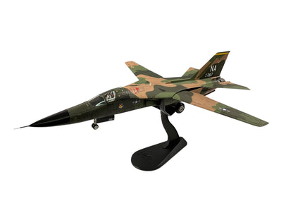 1/72 Hobbymaster (HA3025) General Dynamics F111 Aardvark (67-0067) Thailand, 1970, 474th TFW, 429th TFS, USAF (Limited Edition of Only 800)