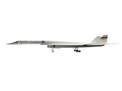 1/200 SQ Wings (L2080) North American XB70 Valkyrie (20001) Edwards AFB, Ca 1966, N.A.S.A. (Limited Edition)