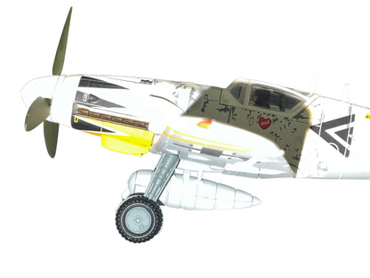 1/72 Corgi (AA27101) Messerschmitt Bf109G-6 White Winter Camo, flown by Erich Hartmann ("Ace of ALL Time" with 352 Kills) Hungary 1945, Kommandeur 1/JG53 Drittes Reich Luftwaffe (Limited Edition #1831 of Only 2000) 2013 Release