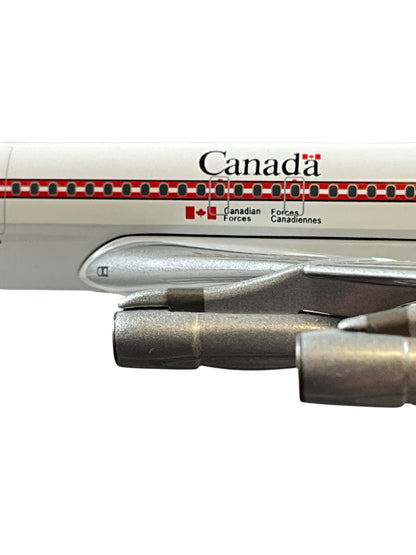 1/200 INFLIGHT200 (IF-70048) BOEING (B707-347C) CC-137 437(T) "Husky" Sqn CANADIAN ARMED FORCES 1970-1997 (Limited Edition #152 of Only 240)