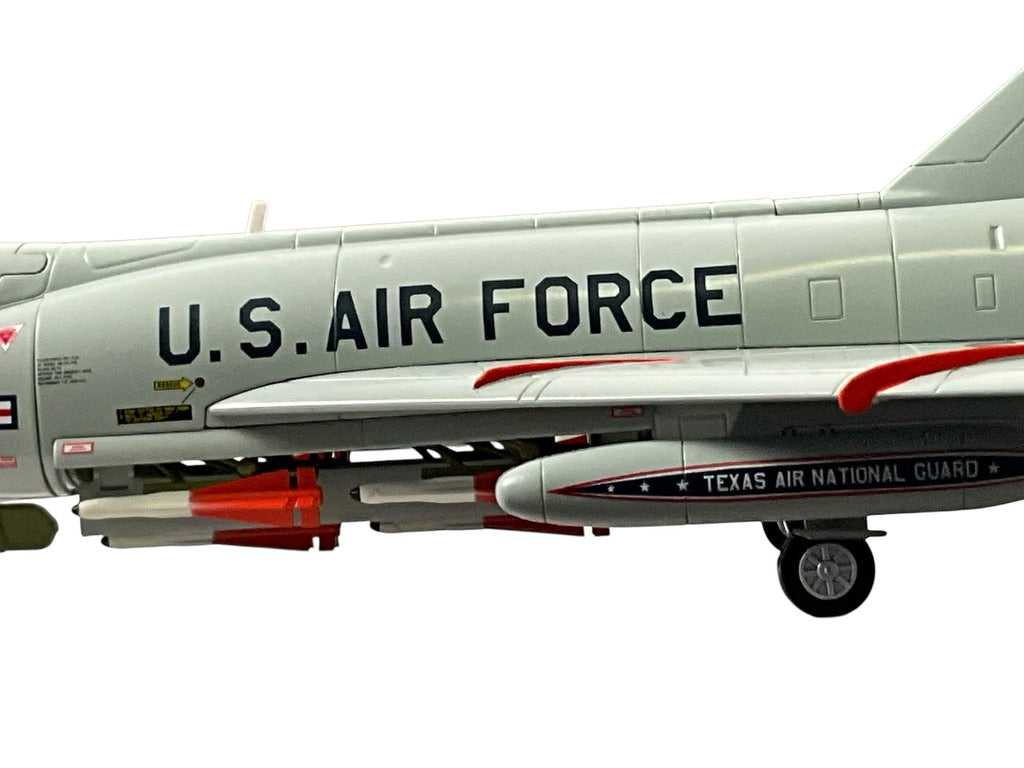 1/72 Hobbymaster (HA3110) Convair F102A Delta Dagger (56-1188) "flown by pre-President George W.Bush" Ellington AFB, Texas ANG 111 FS , 147th RW, U.S.A.F. 1970s (Limited Edition)