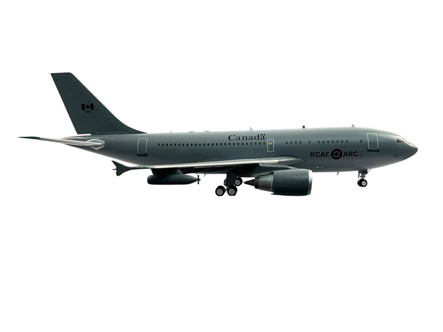 1/1200 Inflight200 (IF310RCAF05) Airbus A310-304MRTT (CC150) Polaris (15005) Lo-Vis Grey Camo (CFB Trenton, Ont) 437 "Husky" Sqdn  R.C.A.F. (Limited Edition) 2020 Release