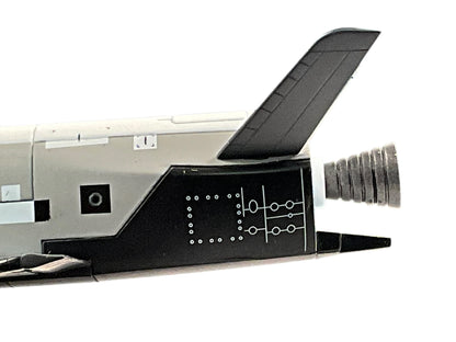 1/72 Dragon Wings (50377-03) Boeing X-37B Orbital Test Vehicle (OTV) Vandenberg AFB 03-12-2010 N.A.S.A./U.S.A.F. (Limited Edition)
