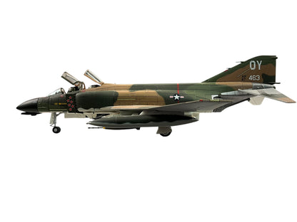1/72 Hobbymaster (HA1901) MacDonnell Douglas F4D Phantom II flown by 1/72 Hobbymaster (HA1901) MacDonnell Douglas F4D Phantom II (66-7463) flown by Richard S. Ritchie Udorn RTAFB, Thailand 1972, 555th TFS, 432nd TRW, U.S.A.F. (Limited Edition Only 2204)