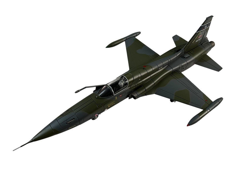 1/72 HobbyMaster (HA33004) Northrop CF-5A (Canadair CF116) Freedom Fighter (116727) 434 "Bluenose" Sqdn. Canadian Armed Forces 1979 (Limited Edition) 2025 Release