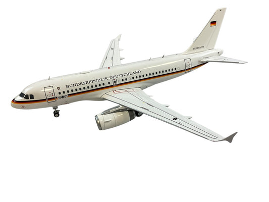 1/200 JC200 (LH2247) Airbus A319-133CJ (15-01) - BundesRepublic Deutschland - Deutsch Bundes Luftwaffe (Limited Edition)