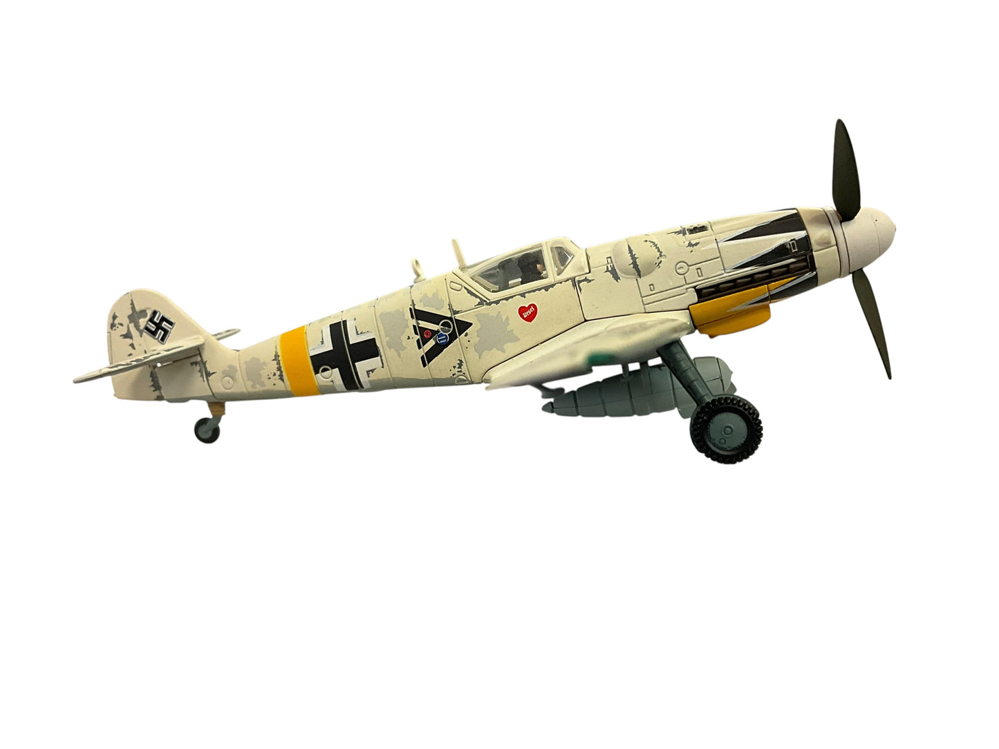 1/72 Corgi (AA27101) Messerschmitt Bf109G-6 White Winter Camo, flown by Erich Hartmann ("Ace of ALL Time" with 352 Kills) Hungary 1945, Kommandeur 1/JG53 Drittes Reich Luftwaffe (Limited Edition #1831 of Only 2000) 2013 Release