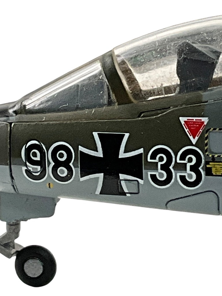 1/72 Herpa (580465) Dornier AlphaJet-A (98+33) Erpobungsstelle 61, Manching  Deutsche Bundes Luftwaffe (Limited Edition)