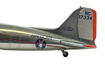 1/200 Hogan (9659) Douglas DC3 (NC17334) American Airlines (limited Edition)