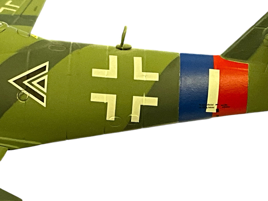 1/48 Armour/Franklin-Mint (98153) Messerschmitt ME262A Schwalbe Pilot: Rudolf Sinner III/JG7 WWII 3rd Reich Luftwaffe (Limited Edition)