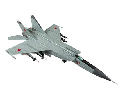 1/72 HobbyMaster (HA5601) Mikoyan MiG25P Foxbat (Red 31) flown by Lt. (Sg.) V. Belenko defection to  Hakodate, Japan 1976 513th Fighter Rgt, 11th Air Army, Soviet Air Force (Limited Edition) 2017 Release