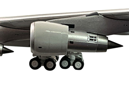 1/200 Inflight200 (IF742GE01) Boeing B742-121 (N747GE) "GE Propulsion Test Platform" General Electric (Limited Edition)
