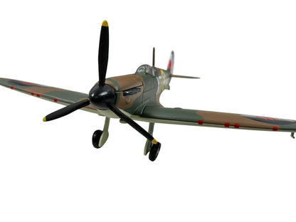1/72 Corgi (49004) Supermarine Spitfire Mk.1 (R6835 / XT-W) flown by Flg.Off. Brian Carbury (N.Z. Ace 15+1/2 Kills) No.603 Sqdn. R.A.F. (Limited Edition) 2000 Release