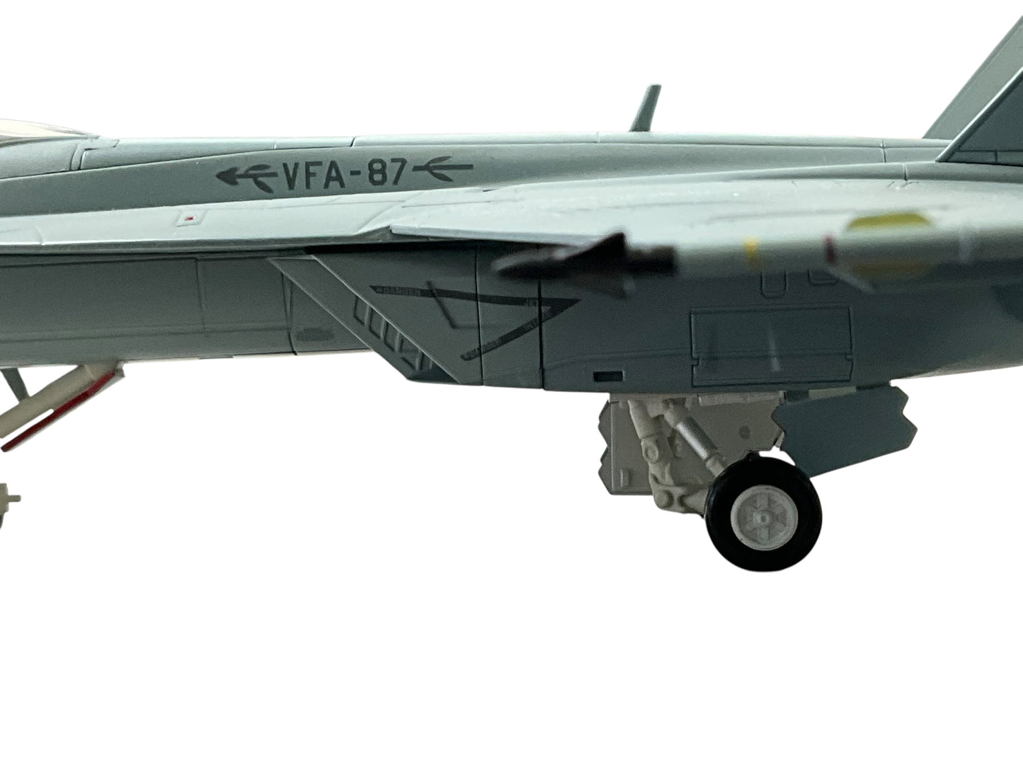 1/72 HobbyMaster (HA5105) Mcdonnell Douglas F/A18E Super Hornet (168912) June 2017 "SU22 Killer" USS George H.W. Bush VFA87 U.S. Navy (Limited Edition)