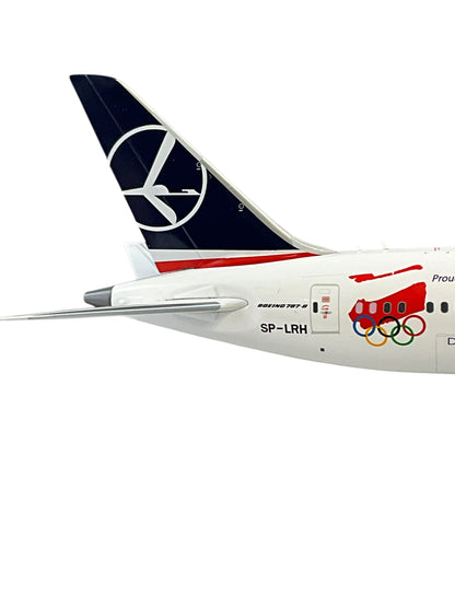 1/200 JC-WIings (JC2LOT2081) Boeing B787-8 (SP-LRH) Dreamliner (SP-LRH) * Proud To Fly the Polish Olympic Team * LOT Polish Airlines 2018 (Limited Edition)