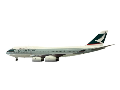 1/200 Blue Box (BBOX-CX-01 / BBOX-CATH-889) Boeing B747-400 (B-HOW)  "Asia's World City - Hong Kong" Cathay Pacific (Limited Edition 200 to 250 units) 2013 Release