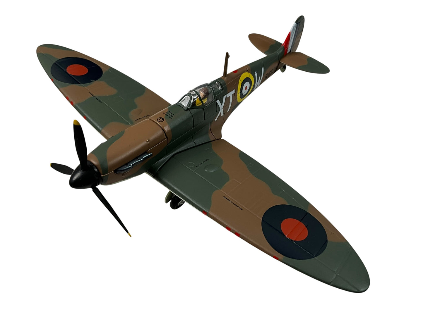 1/72 Corgi (49004) Supermarine Spitfire Mk.1 (R6835 / XT-W) flown by Flg.Off. Brian Carbury (N.Z. Ace 15+1/2 Kills) No.603 Sqdn. R.A.F. (Limited Edition) 2000 Release