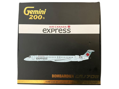 1/200 GEMINI200 BOMBARDIER CRJ705 AIR CANADA EXPRESS JAZZ (LIMITED EDITION)