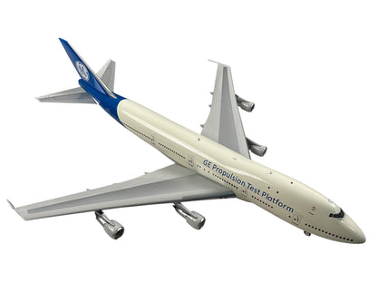 1/200 Inflight200 (IF742GE01) Boeing B742-121 (N747GE) "GE Propulsion Test Platform" General Electric (Limited Edition)