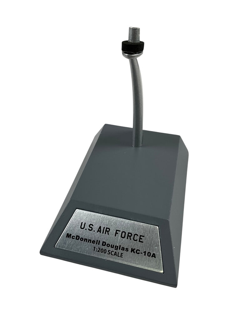 1/200 Inflight200 (IFKC10USAF22) McDonnell Douglas KC10A Extender (87-0122) 1980s"Europe One Tactical Green Livery" Seymour Johnson AFB N.C. 68th ARG, 911th ARS, U.S.A.F. (LImited Edition)