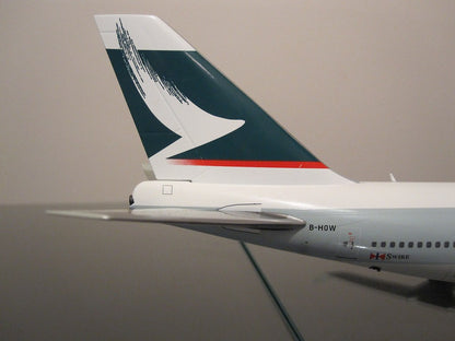 1/200 Blue Box (BB-CATH) Boeing B747-400 (B-HOW) Cathay Pacific (Limited Edition) 2019 Release