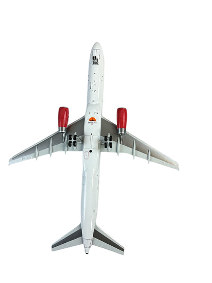 1/200 Inflight200 (IF7521012B) Boeing B757-200 (C-FOOE) Canada3000 (Limited Edition)