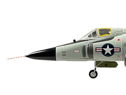 1/72 Hobbymaster (HA3110) Convair F102A Delta Dagger (56-1188) "flown by pre-President George W.Bush" Ellington AFB, Texas ANG 111 FS , 147th RW, U.S.A.F. 1970s (Limited Edition)