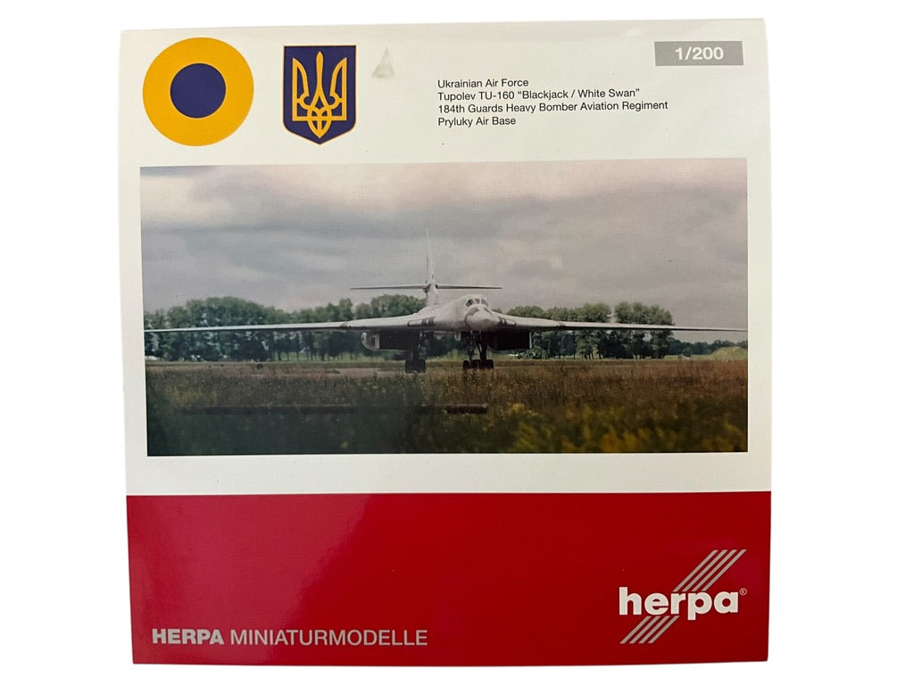 1/200 Herpa (570824) Tupolev Tu160 Blackjack (Red 10) Prylukt AB, 184 GvTBAP Ukraine Air Force (Limited Edition)