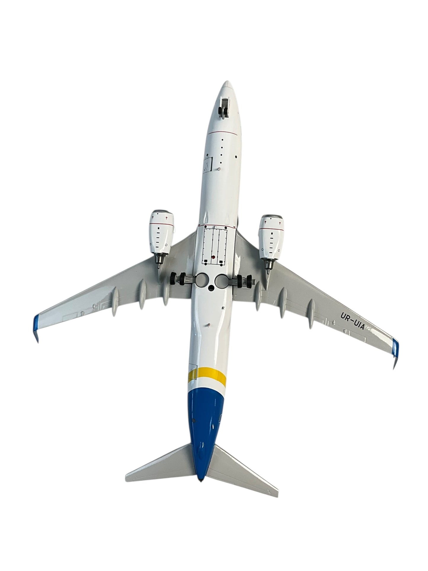 1/200 (Inflight200) J-Fox (JF-737-8-032) Boeing B737-800 (UR-UIA) Ukraine International Airlines (Limited Edition) 2020 Release