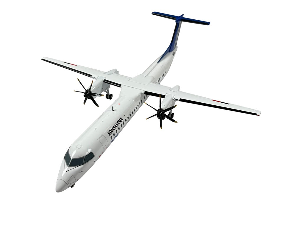 1/200 JC Wings (XX2989) Bombardier Q400 (DeHaviland Canada DHC-8-402Q Dash 8) C-GLOZ Bombardier (Limited Edition) 2018 Release