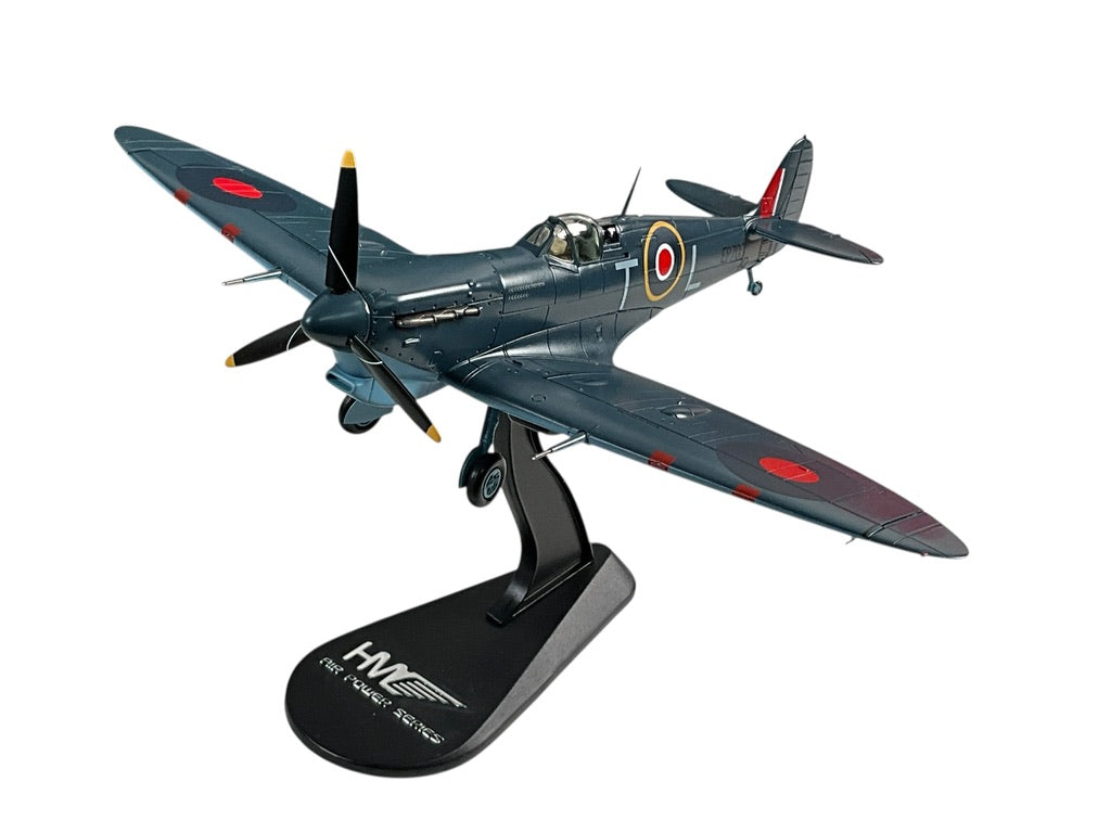 1/48 Hobbymaster (HA7864) Supermarine Spitfire Mk.Vb Trop (EP706 / T+L) flown by R.C.A.F. Ace Geoege "Buzz" Beurling Malta 1942 No. 249 Sqn R.A.F. (Limited Edition)