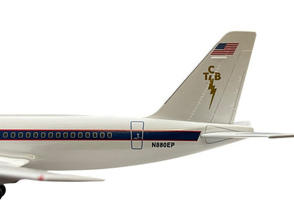 1/200 Inflight200 (TK01) Convair CV880 (N880EP) & (TK02) Lockheed L1329 JetStar (N777EP) Elvis Presley "Twin Pack" (Limited Edition)