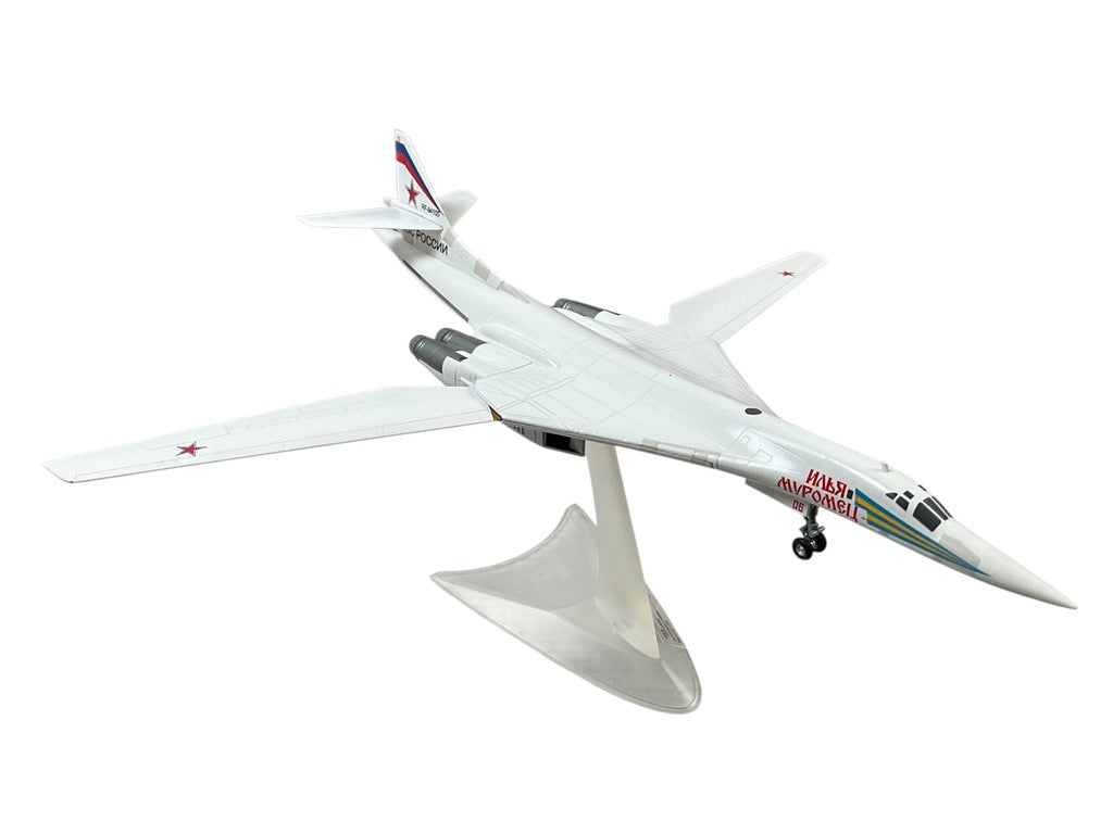 1/200 Herpa (559867) Tupolev TU-160M (White Swan) "Blackjack" (RF-94106) "Ilya Muromets" 6950th Guards AB Engels-2, Russian Air Force (Limited Edition)