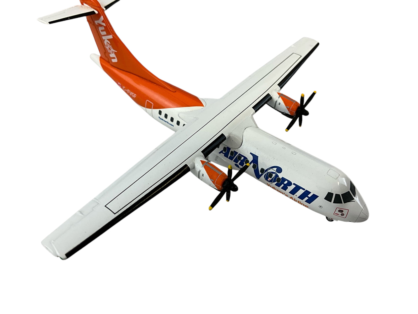 1/200 Gemini200 (G2ANT595) ATR42-300  (C-FVGF) "Yukon's Airline" Air North (Limioted Edition)