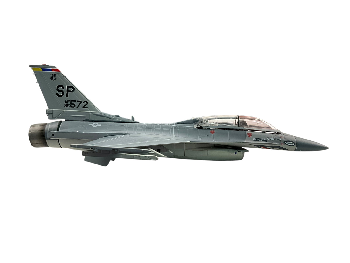 1/72 Dragon Wings (50035) General Dynamics F16D Fighting Falcon (AF85-572) 480th TFS/52nd TFW U.S.A.F. (Limited Edition)
