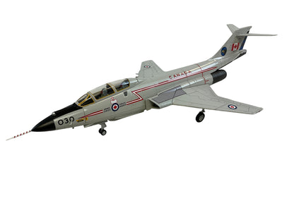1/72 Hobbymaster (HA3715) Canadian RCAF McDonnell CF101B Voodoo Die Cast Model