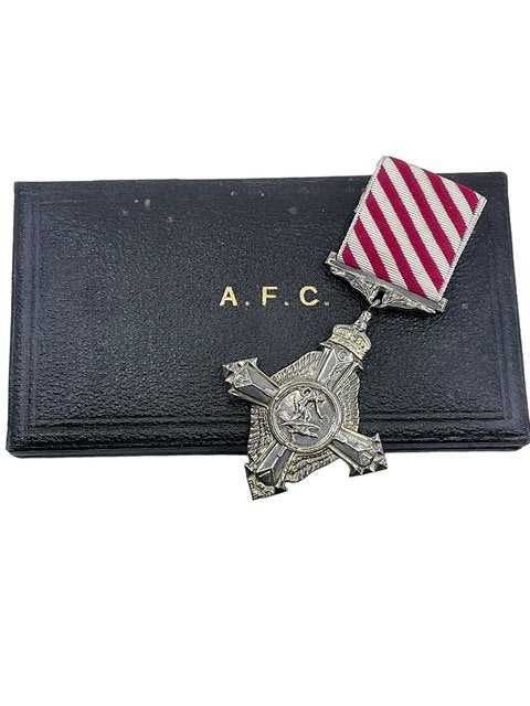 WW2 British Air Force Cross in Box of Issue 1944